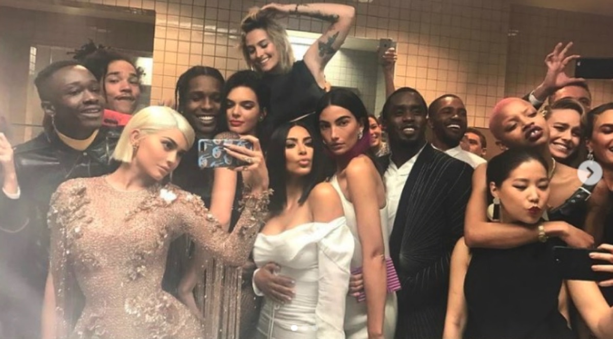 Met Gala celebrity selfie