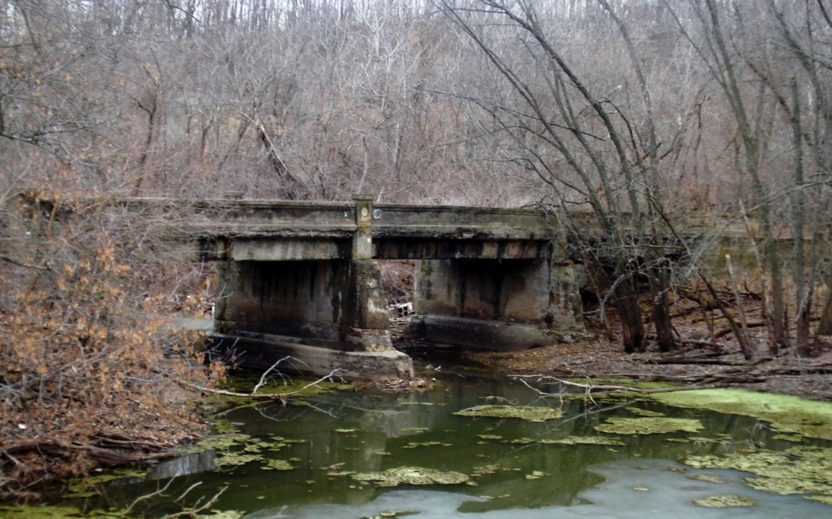 Le Grand Bridge Iowa creepiest abandoned buildings