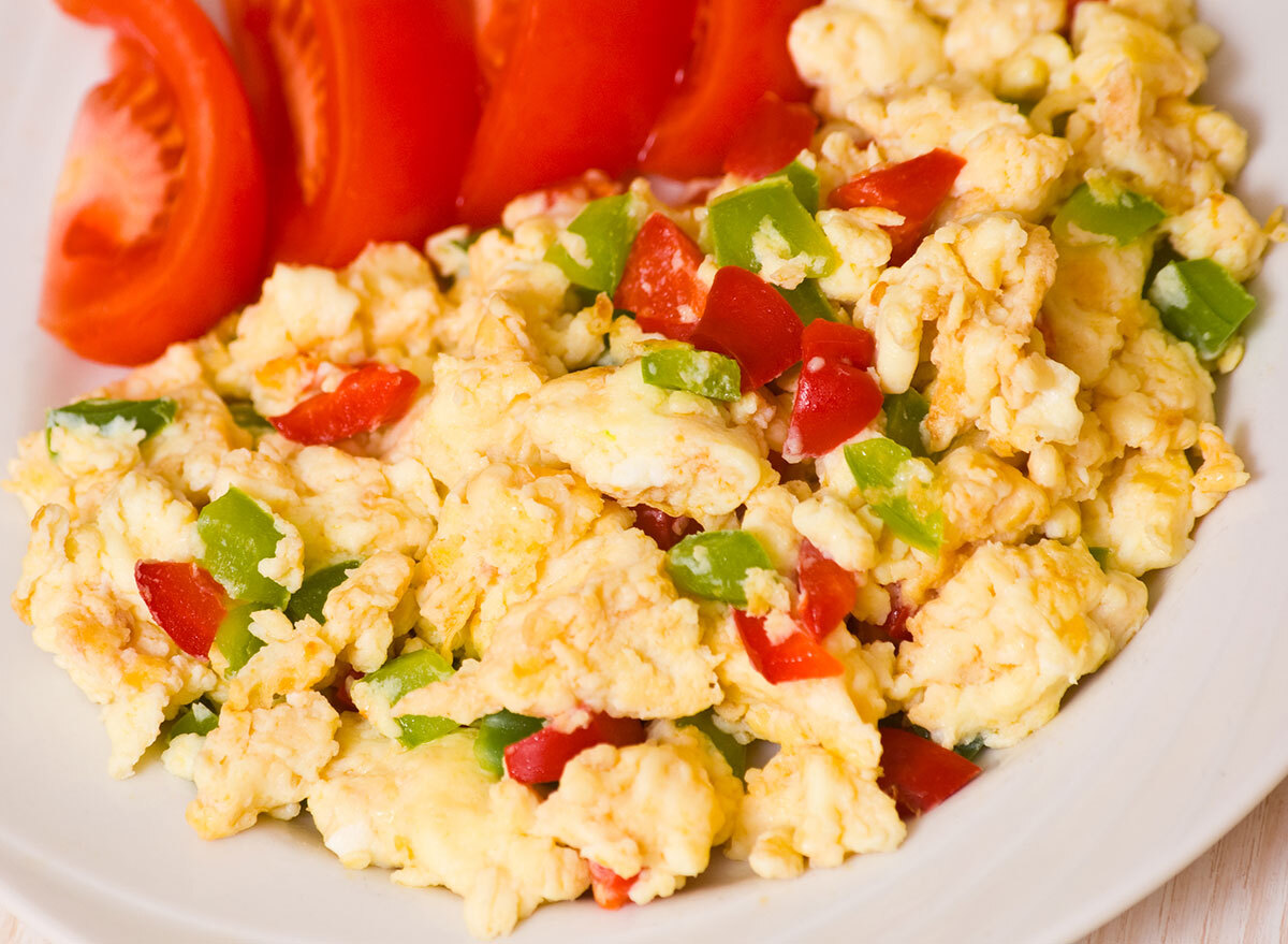 Scrambled eggs with veggies