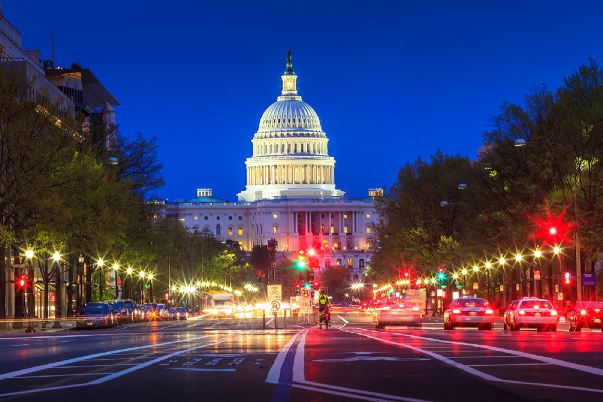 the capitol building in washington dc