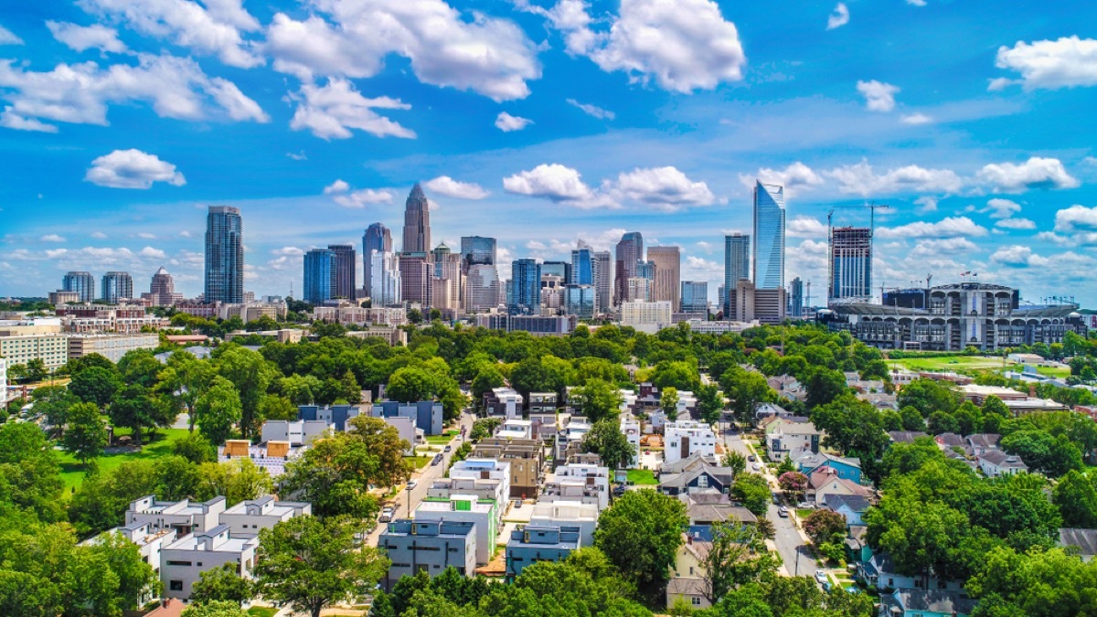 skyline of downtown charlotte north carolina