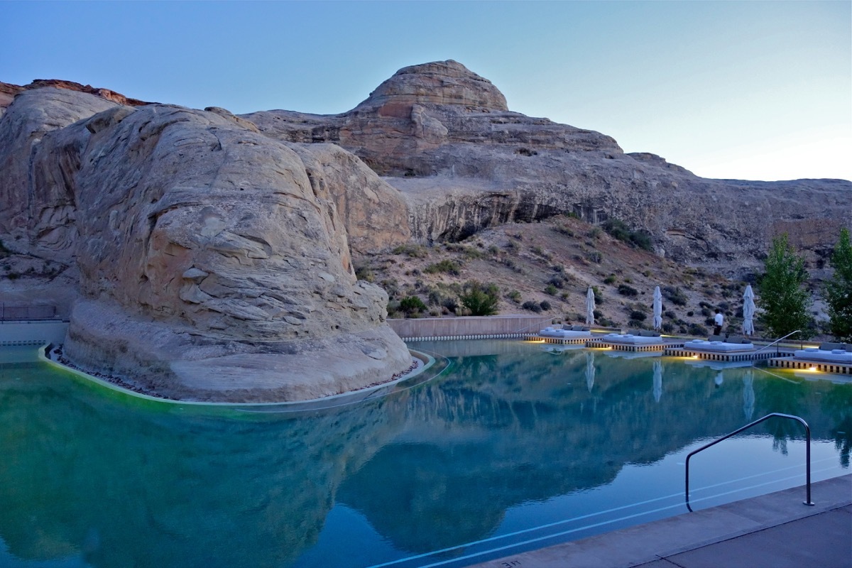 amangiri utah pool