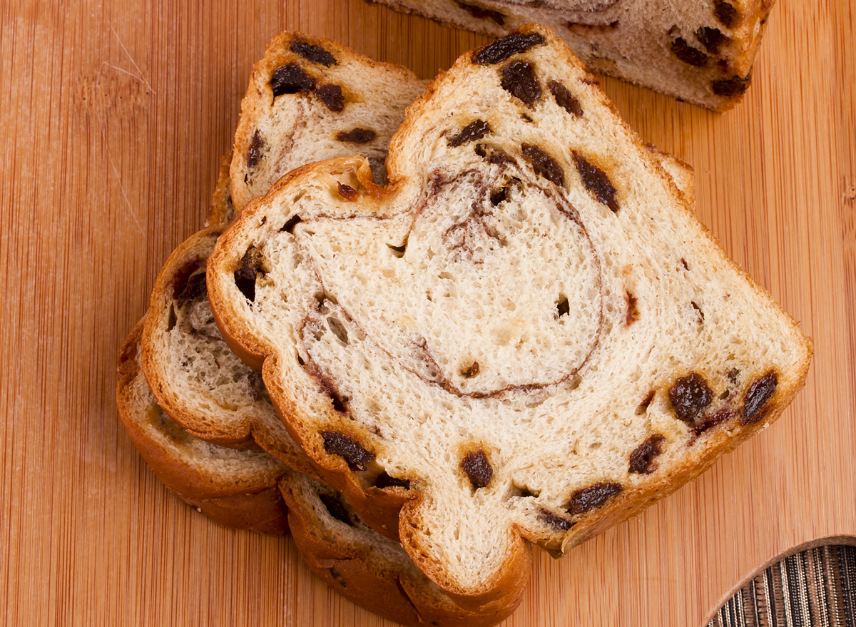 cinnamon raisin bread