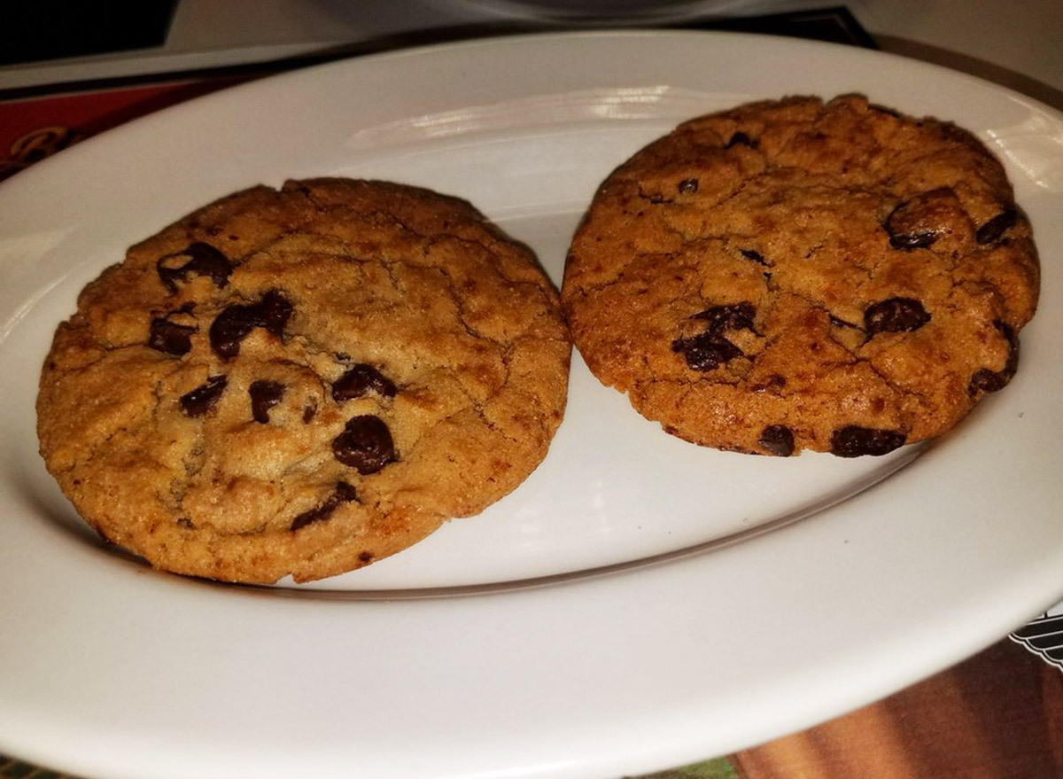 steak n shake chocolate chip cookies on a plate