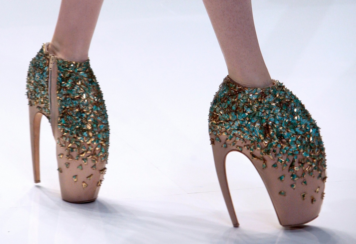 15 Of The Most Jaw-Droppingly Insane Shoes Ever Made 7