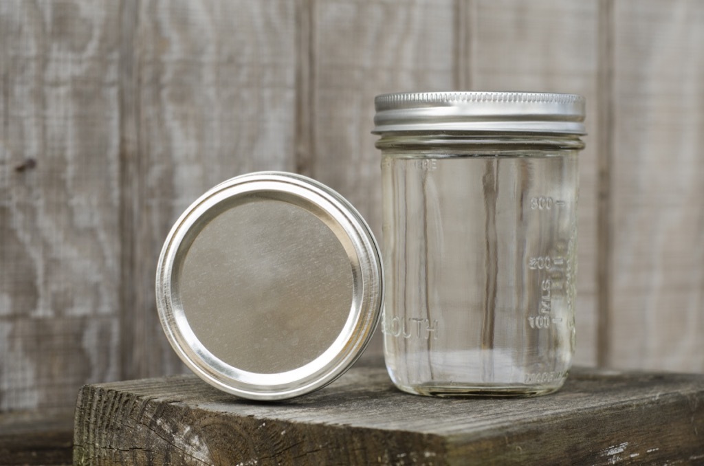 Glass jar