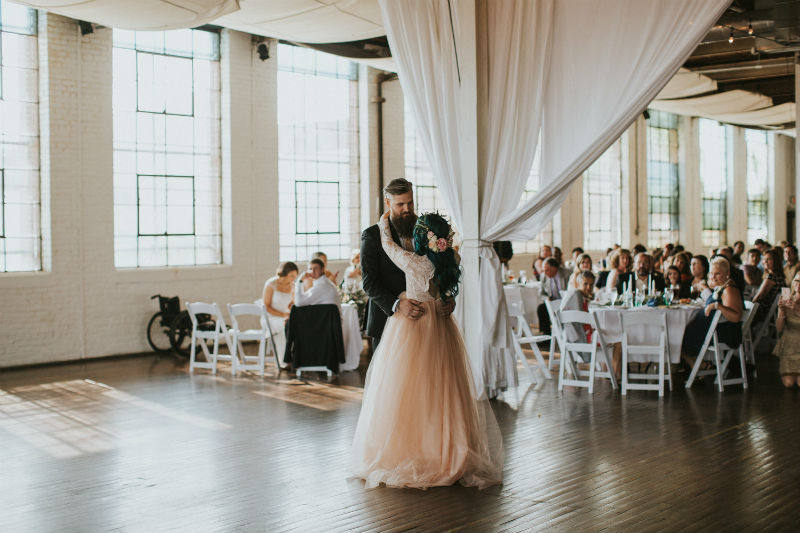 this-paralyzed-bride-decided-to-learn-to-walk-again-for-her-wedding-07