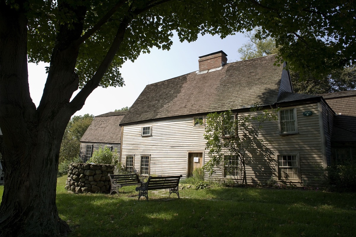 DEE803 Fairbanks Homestead, 1636, Dedham, (oldest frame house in Usa)