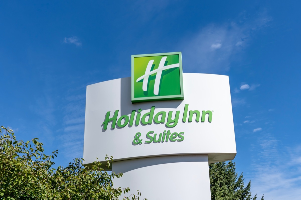 A Holiday Inn and Suites sign in Ontario, Canada