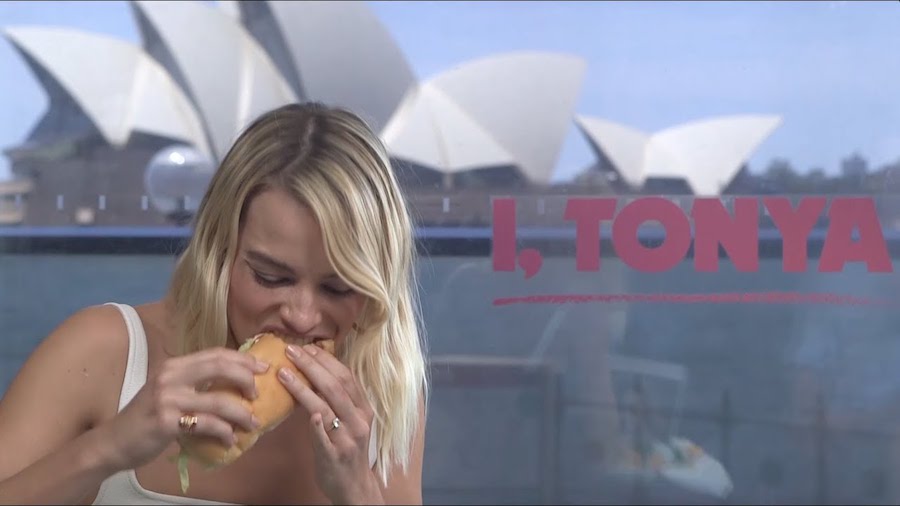 Margot loves fast food | 8 Fun and Unusual Facts About Margot Robbie | Her Beauty