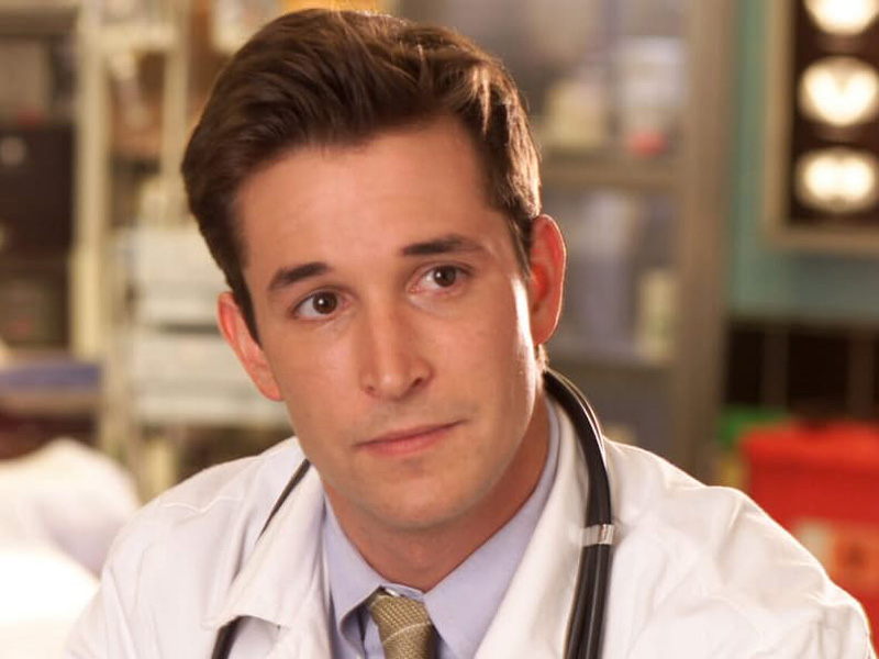 10-hottest-tv-doctors-of-all-time1