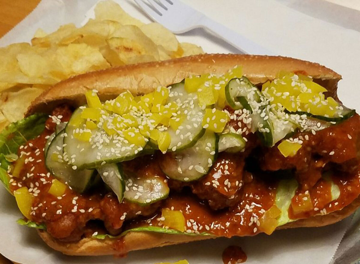 kokyu na'mean the pyongyang hot chicken sandwich image