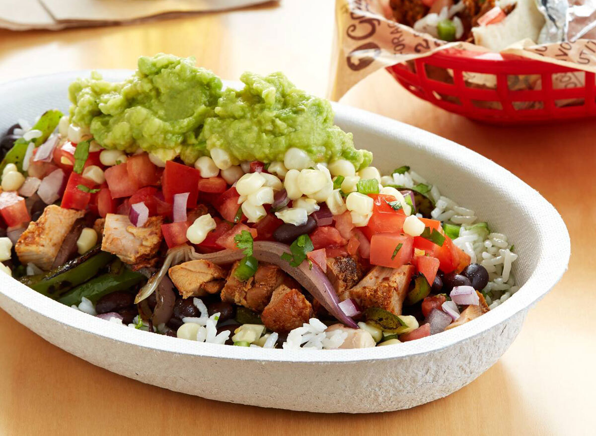 Chipotle burrito bowl chicken fajita veggies