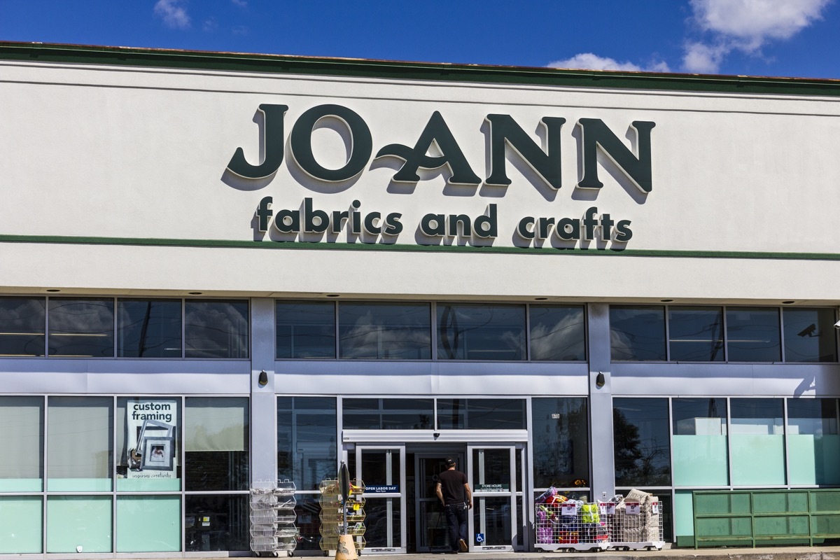 jo-ann fabrics store