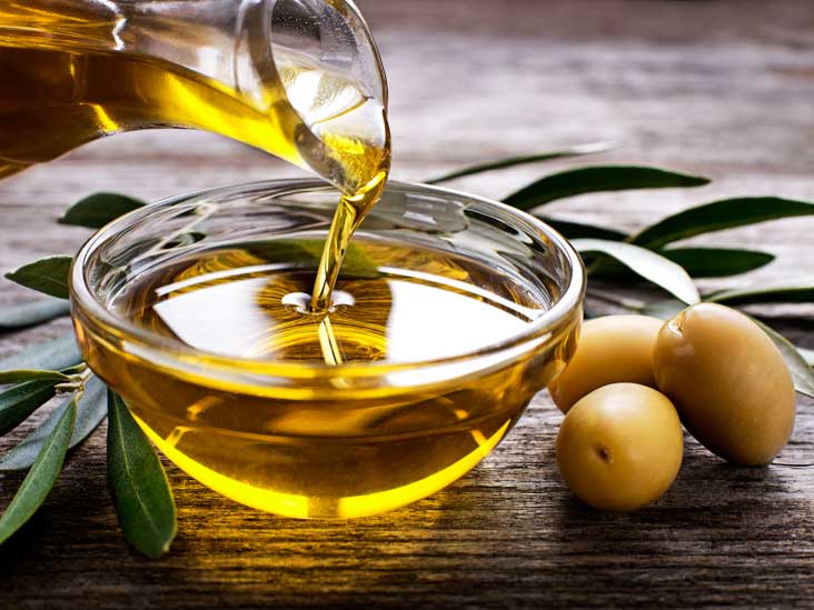 Olive Oil  | 12 Foods You’re Storing Incorrectly | Her Beauty