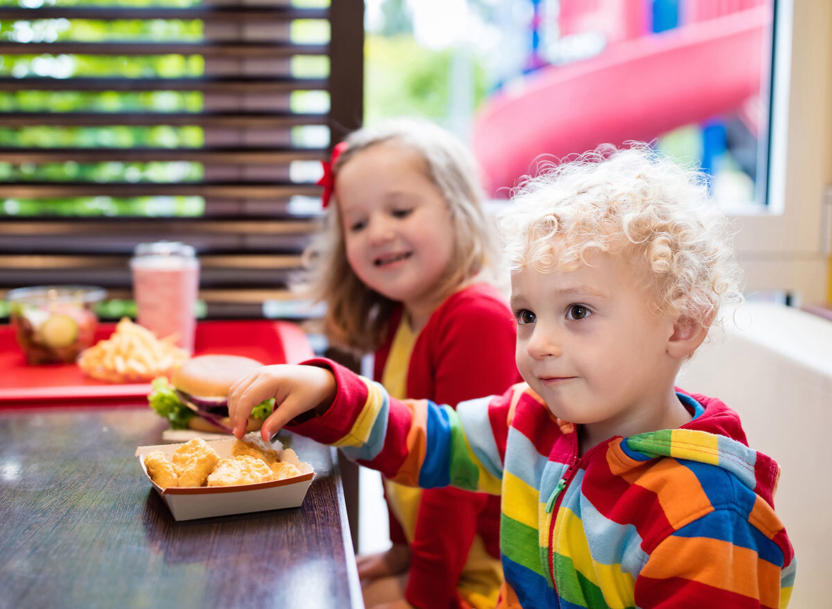 kids eating