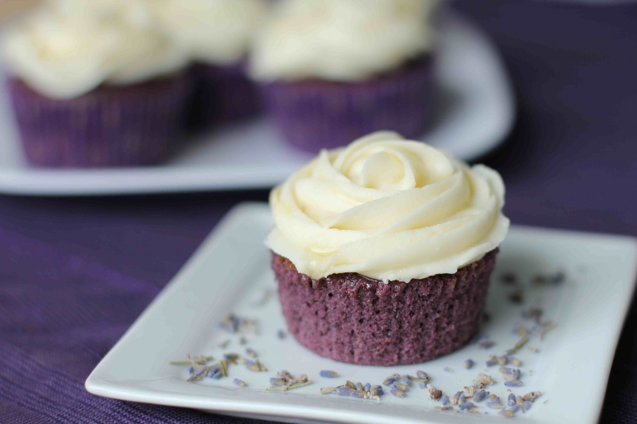 What Cupcake Are You According to Your Horoscope - Honey-lavender cupcake