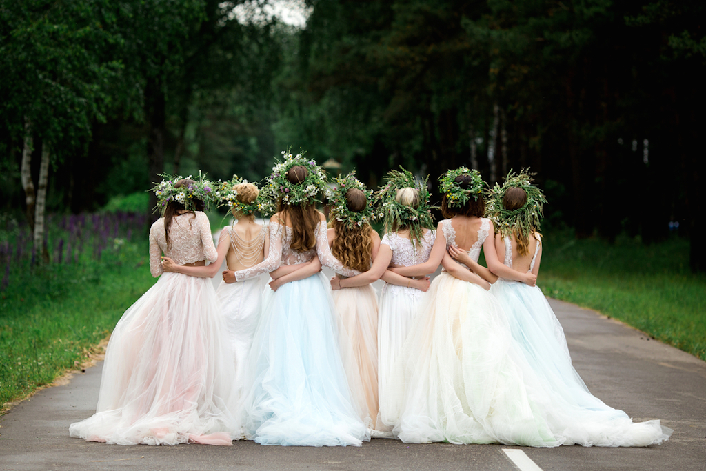 bride and bridesmaids, craziest thing brides and grooms have ever done